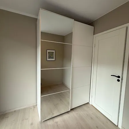 Moderne Hus I Sentrum Av
